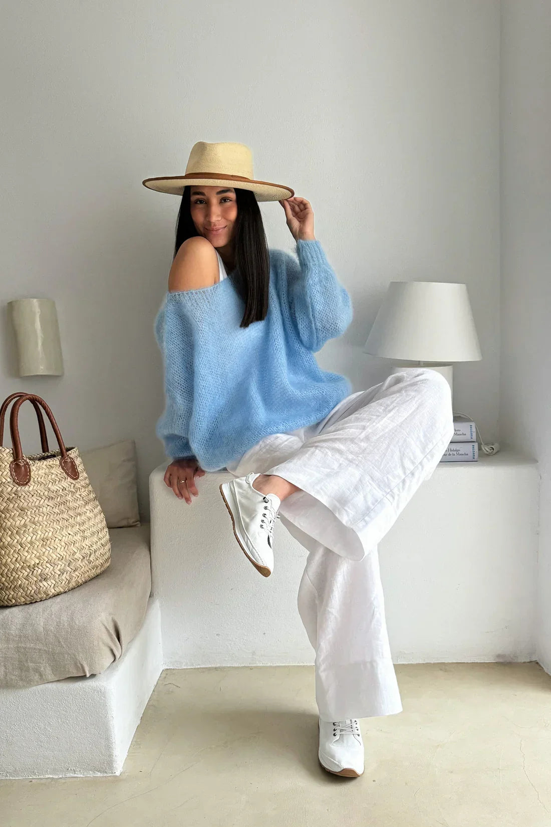 MIRRACH DESIGN WOMEN'S KNITTED SWEATER