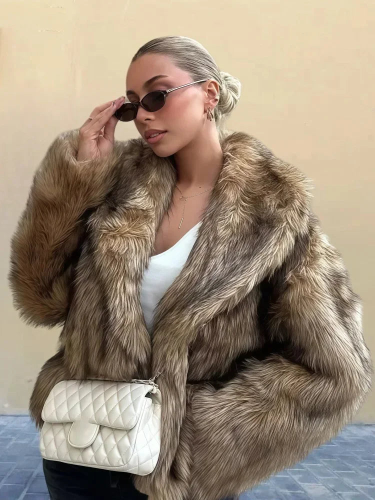 MIRRACH DESIGN WOMEN'S FUR COAT
