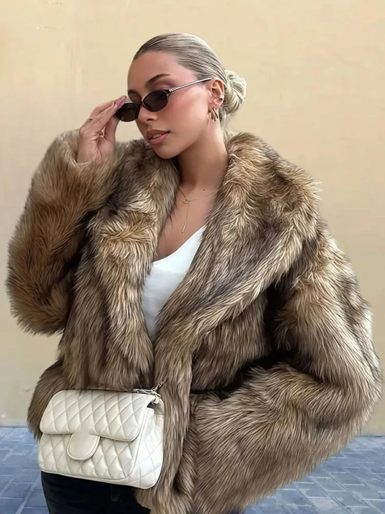 MIRRACH DESIGN WOMEN'S FUR COAT