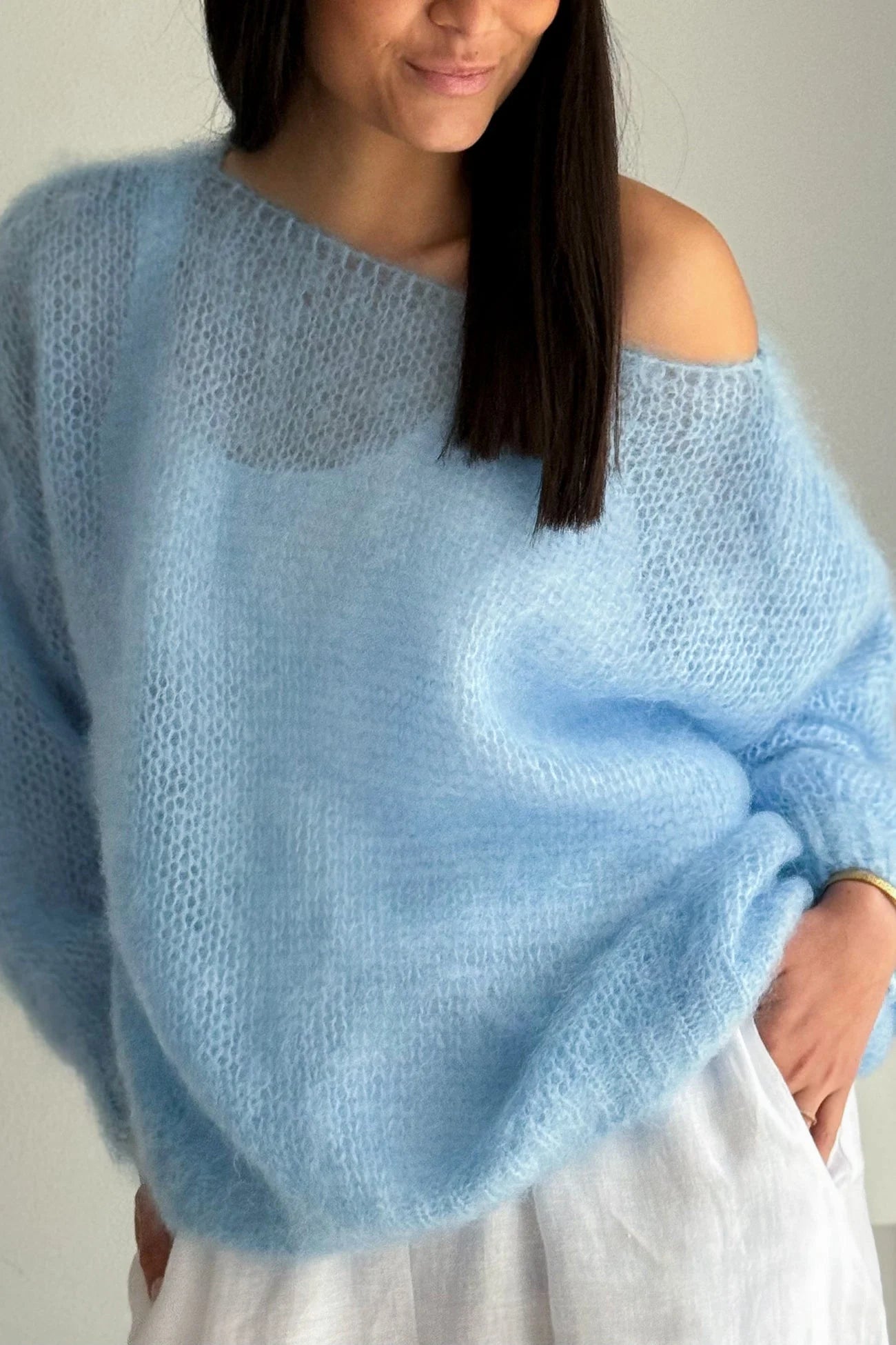 MIRRACH DESIGN WOMEN'S KNITTED SWEATER